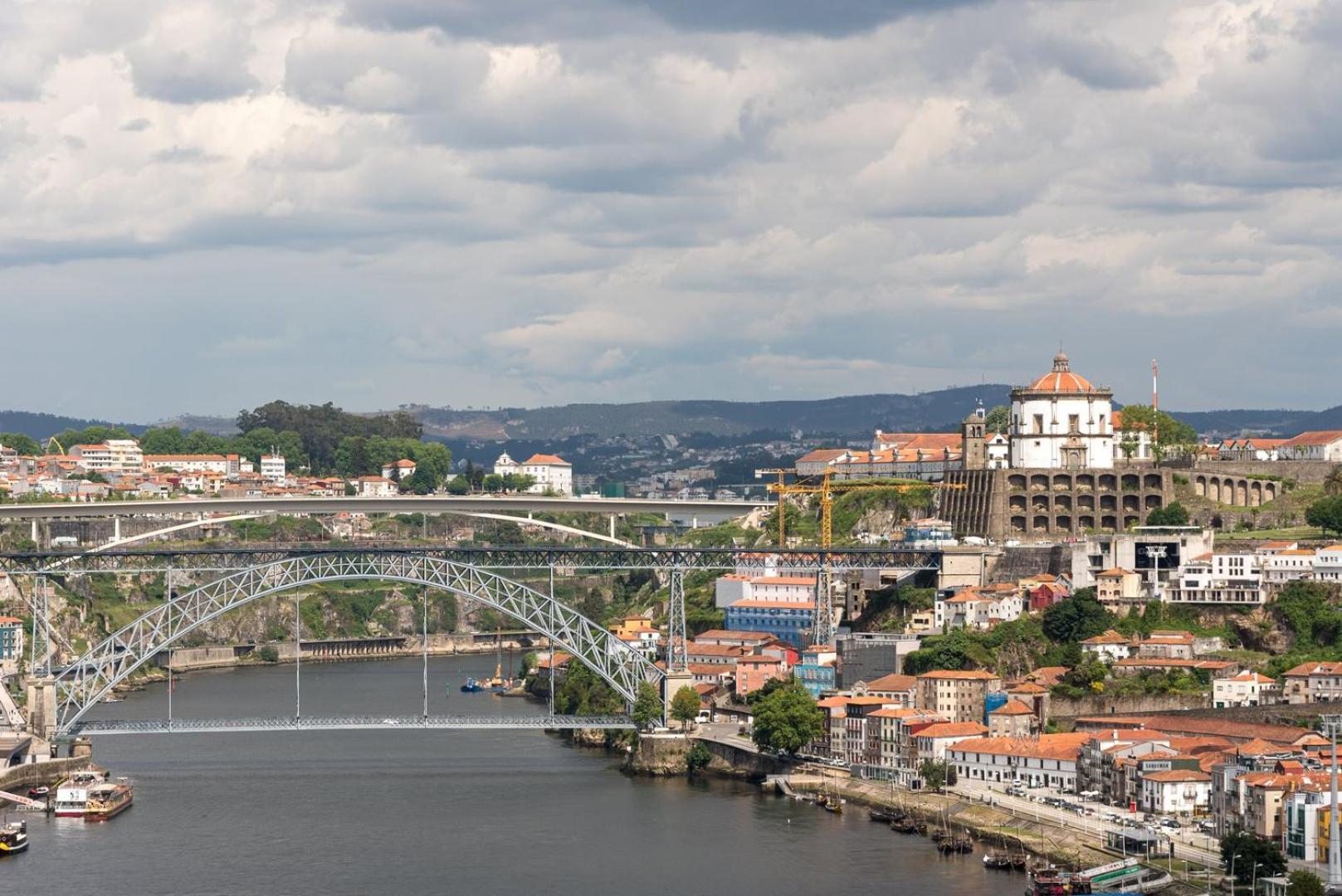 Guestready - Porto Fantastic View Lejlighed Vila Nova de Gaia Eksteriør billede